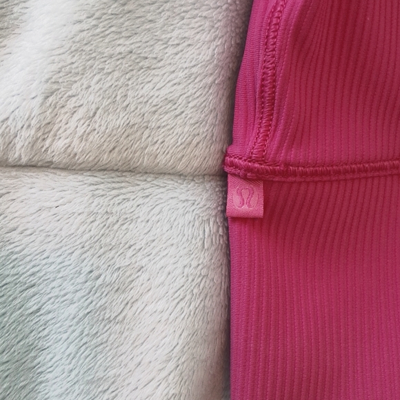 Lululemon Align Tank Ribbed - Picture 3 of 5